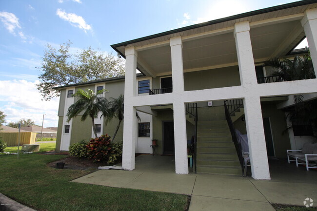 Building Photo - 2240 Flower Tree Cir Rental