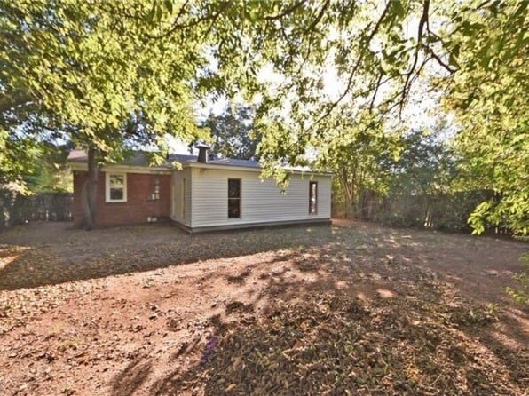 1403 Oxford Way