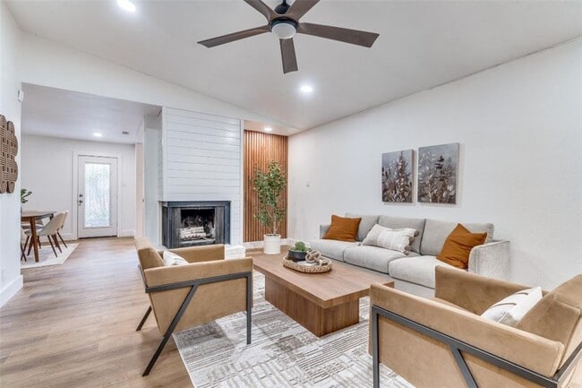 Photo - 9412 Quail Meadow Dr