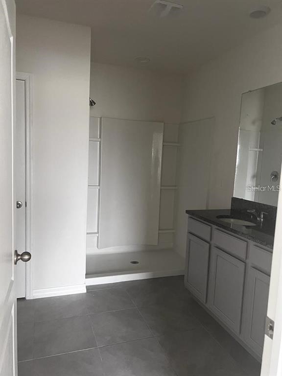 Photo - 521 Nicken Grove