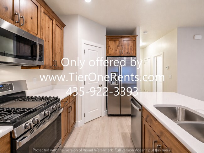 Photo - **$500 OFF FIRST MONTHS RENT**
