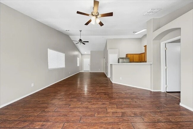 Photo - 303 Banberry Dr SE