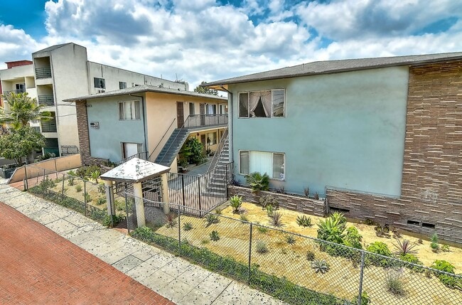 Photo - Loma Garden Apartments