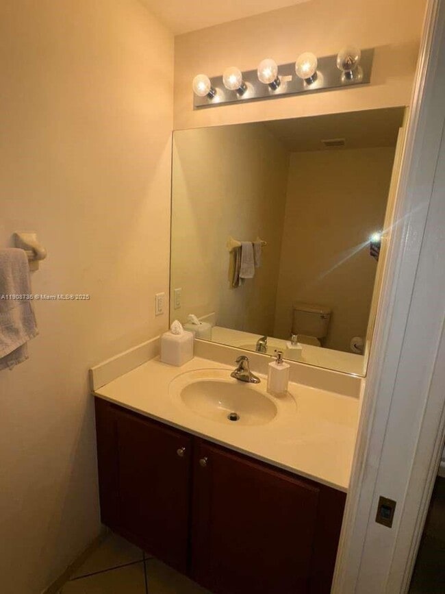 Photo - 11605 NW 89th St Unidad 209