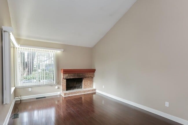 Photo - 3087 Balearic Dr SE