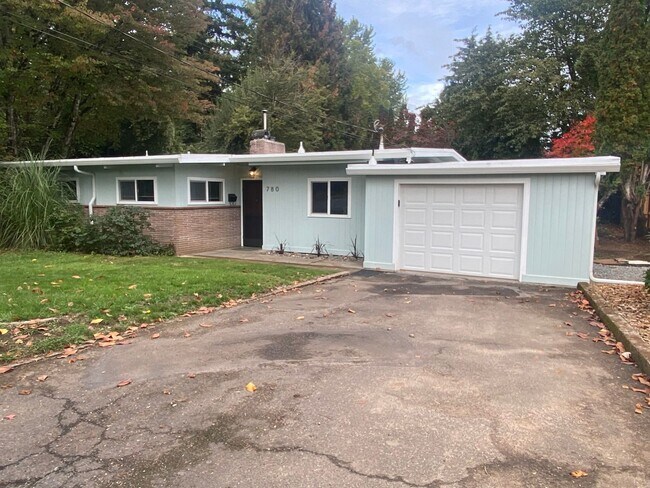 Photo - Beautiful updated 2-bedroom home!