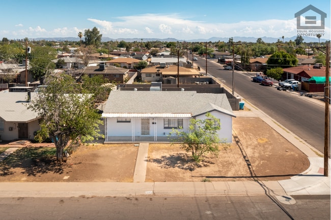Photo - 2849 W Alice Ave