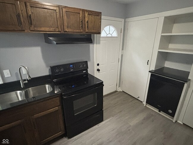 Photo - 4418 Ralston Ave