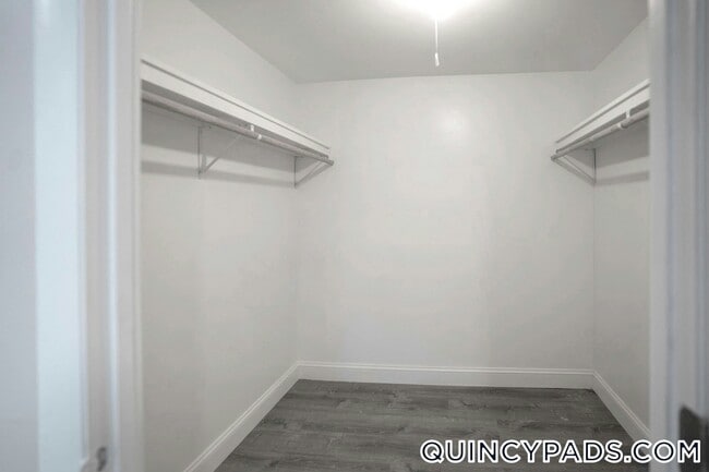 61 Presidential Dr Unit 1