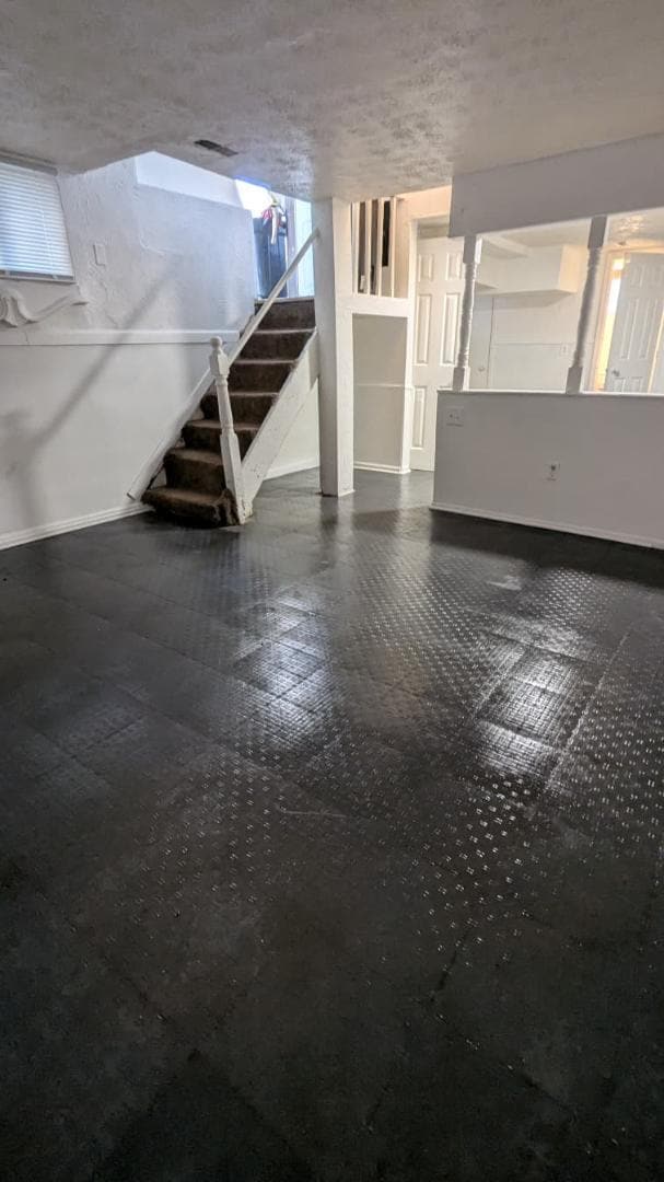 Photo - 39 E Parkview Ave