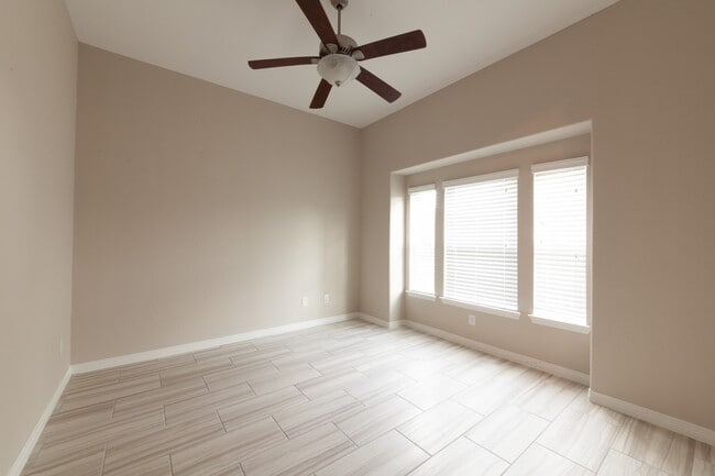 Photo - 22138 Grand Mist Dr