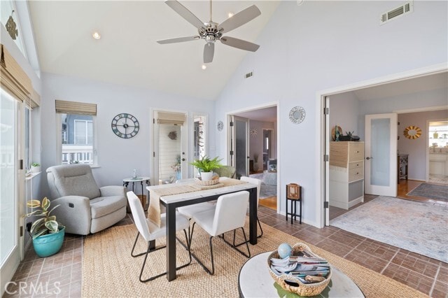 Photo - 208 W Avenida De Los Lobos Marinos