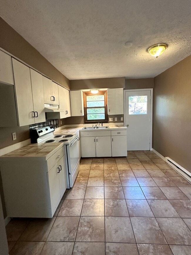 Photo - S0072-MF2-E1 Unidad 413