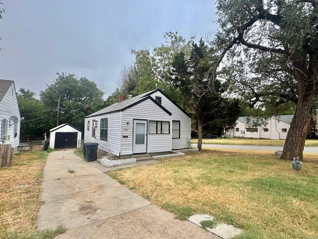 1000 N Tabor Ave
