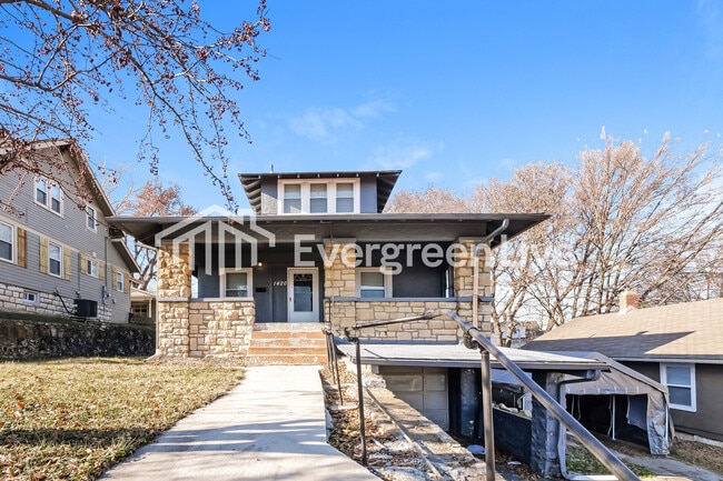 Building Photo - 1420 S 33 St