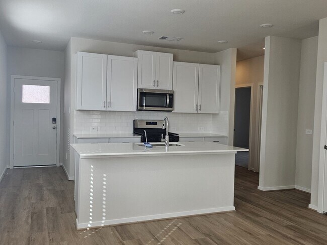 Photo - 29119 Farmhouse Ests Dr