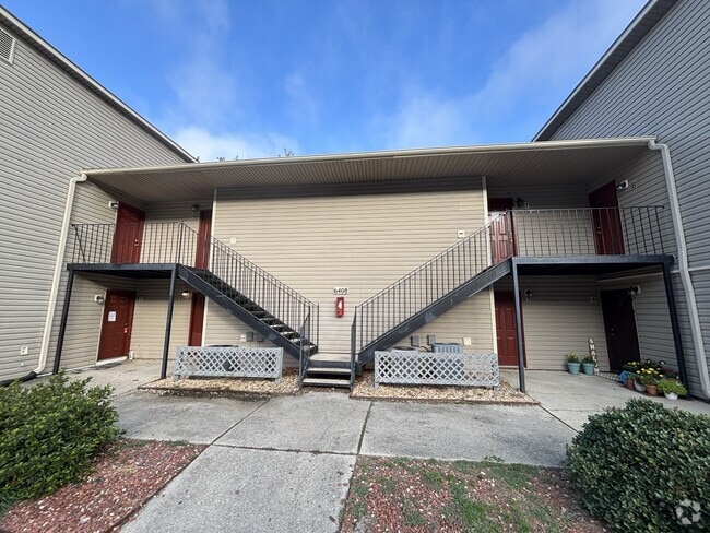 Building Photo - 6408 Starbrook Dr Rental