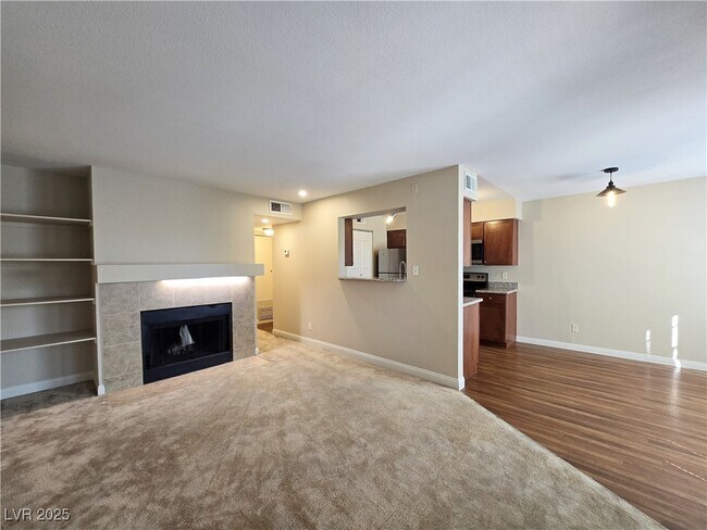 Building Photo - 2750 S Durango Dr Unit 2141 Rental