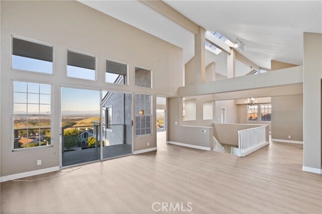 Photo - 6 Saros Unit 68