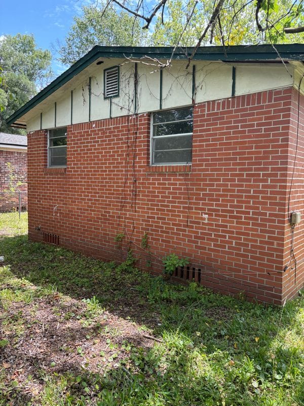 Photo - 2081 Baldwin St
