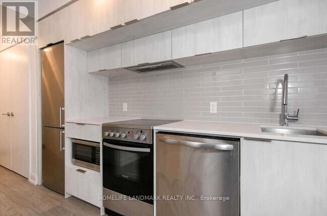 Photo - 181 Dundas St E Unit 3815