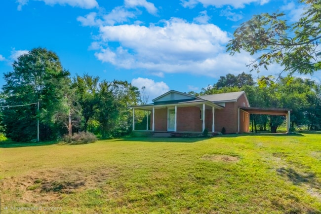 Photo - 407 Christopher Dr