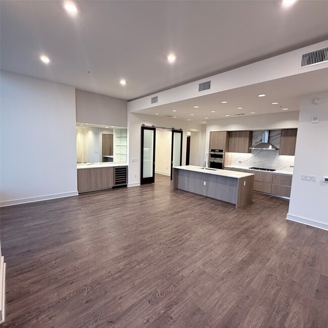 Photo - 2525 Turtle Creek Blvd Unit 2106