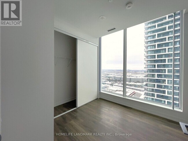 Photo - 898 Portage Pkwy Unit 2802