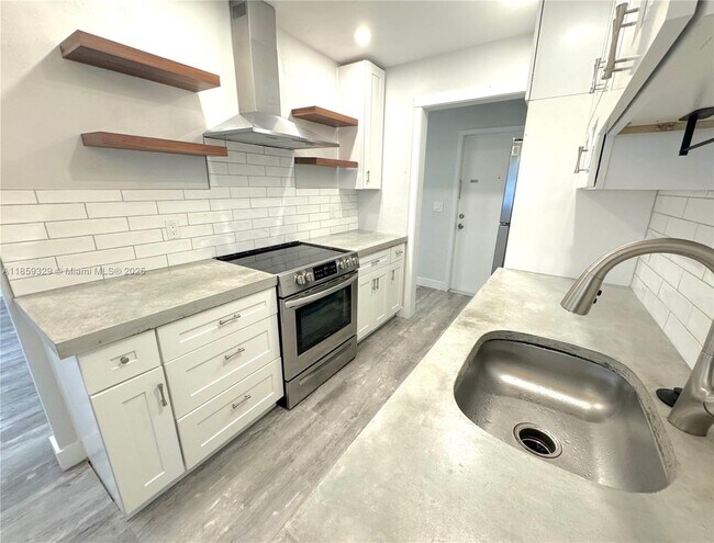 Photo - 2591 NE 55th Ct Condo Unit 205