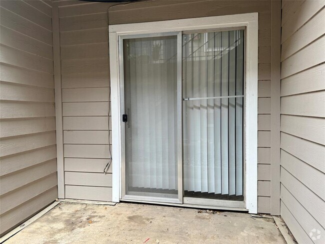 Building Photo - 5426 Menchaca Rd Unit 122 Rental