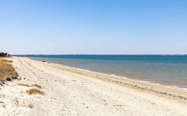 Photo - 26 Center St