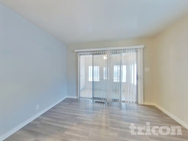 Photo - 2340 Logan Way