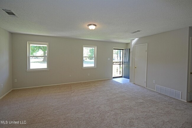 Photo - 5108 Gray Dr