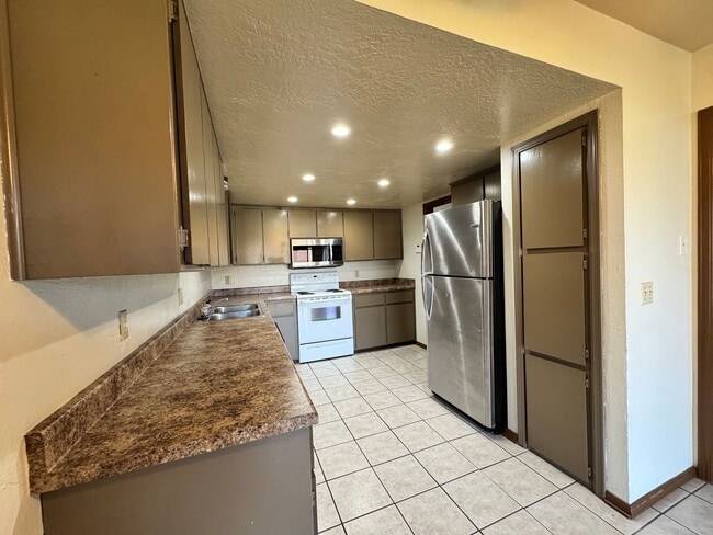 Photo - NW 7th Duplex Unit 8311 NW 7th St