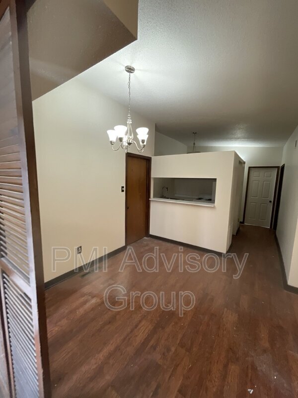 2927 SW Atwood Ave Condo Unit 2 Condo for Rent in Topeka, KS