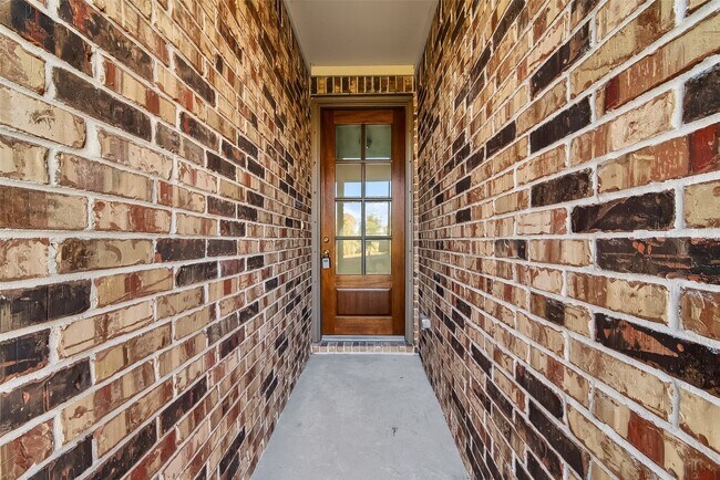 Photo - 2131 Islawild Wy