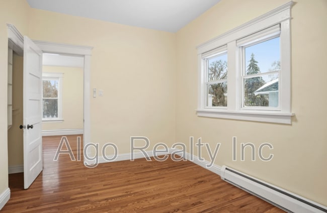 Photo - 308 E 39th St