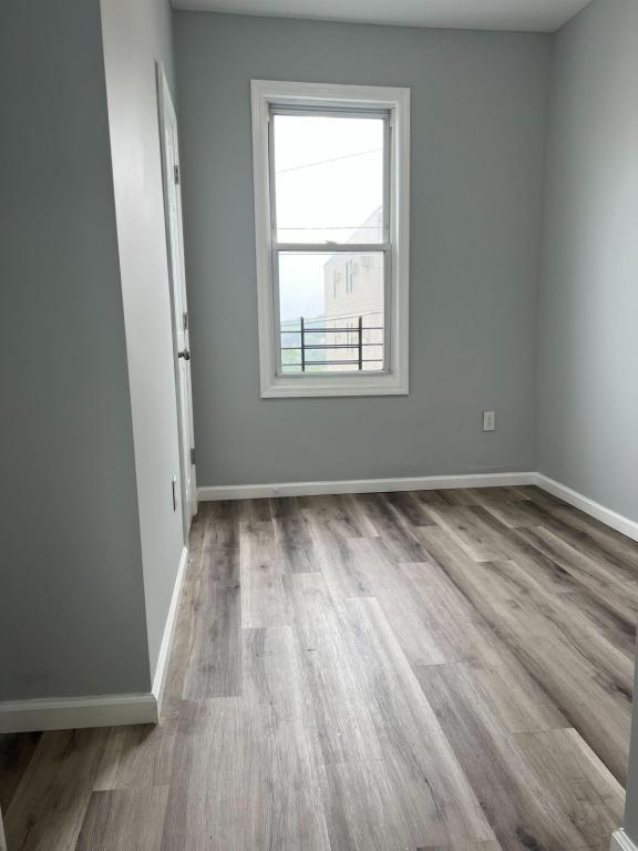 Photo - 157 Voss Ave