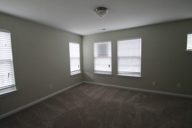 Photo - Exclusively Offered by Muse Realty, LLC