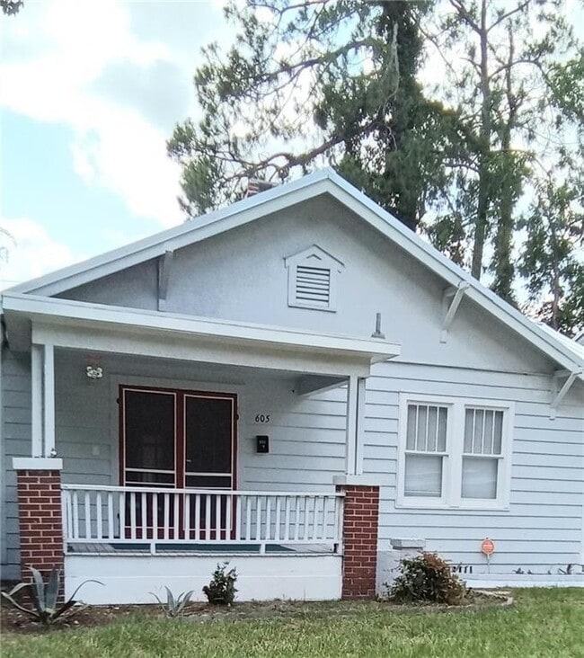 Building Photo - 605 Walker St Rental