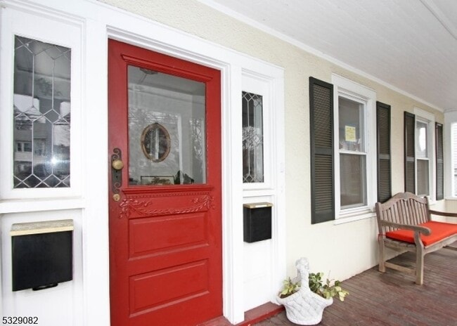 43 Walnut St