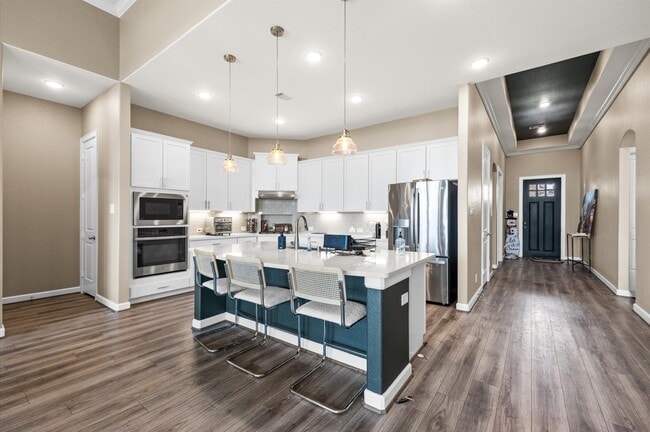 Building Photo - 24418 Moonlit Shore Dr