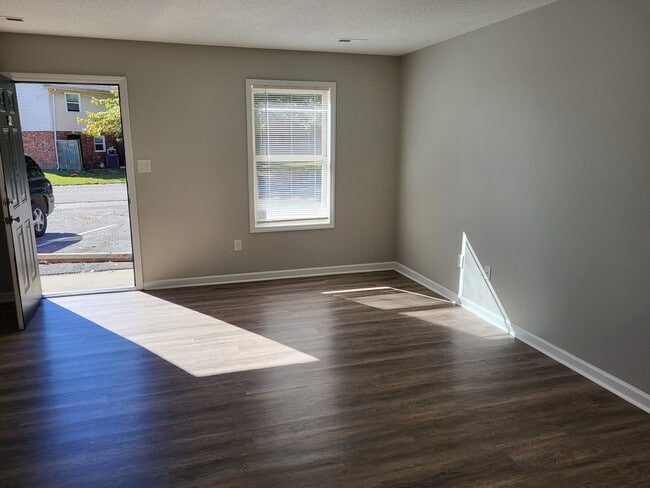 Photo - 154 Spring Cir Dr