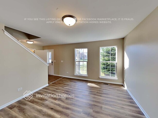 Photo - 287 Clarendon Ln