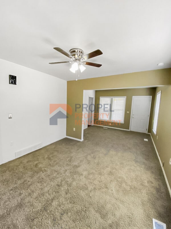 Photo - 157 E Bennett Ave