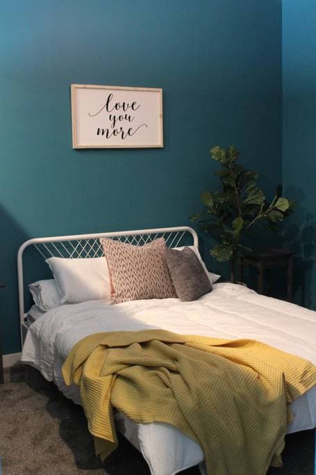 Photo - 213 W Madison St Unidad Madison St Loft Apartment