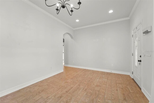 Photo - 967 49th Ave N