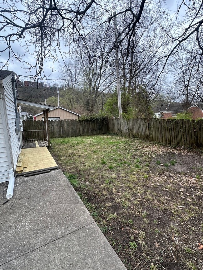 Photo - 114 Spring St Unit B