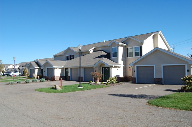 Attached Garages - Sanctuary Grove Luxury Apartments