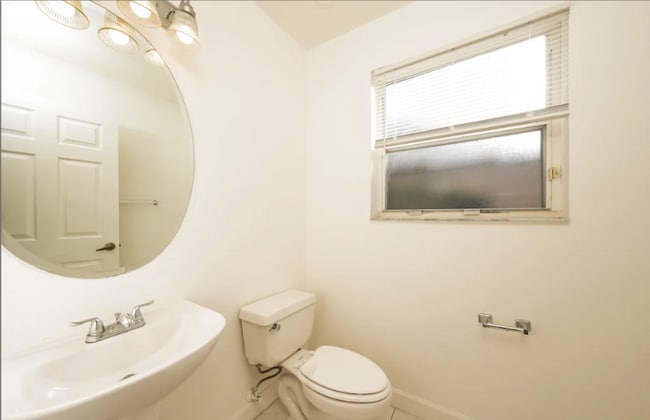 Photo - 783 Sheppard Cove